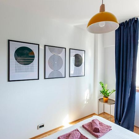 13 Septembrie Apt, Near Marriott 부쿠레슈티 외부 사진