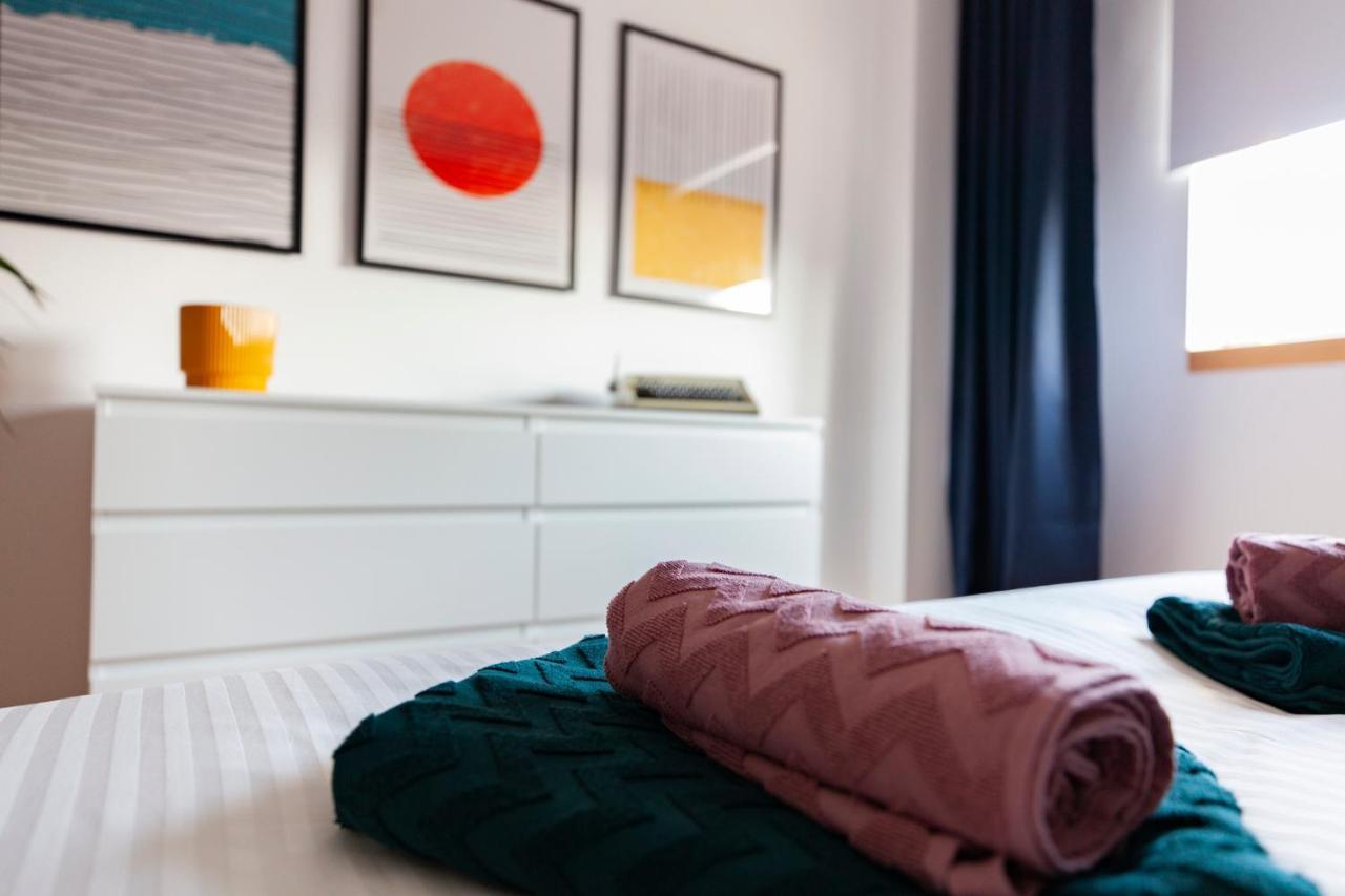 13 Septembrie Apt, Near Marriott 부쿠레슈티 외부 사진